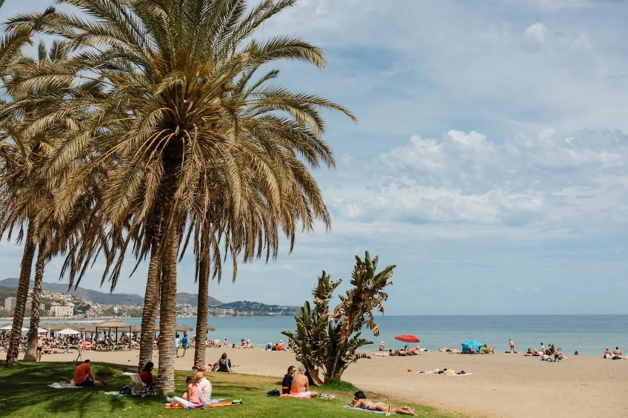 In The Historic Center Of Malaga, Very Close To The Beach And The Ave Train Station, With Private Parking 0*, マラガ スペイン